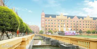 成都希望職業學校教學樓