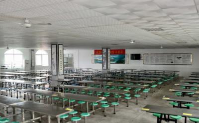 重慶第二農(nóng)業(yè)學(xué)校食堂環(huán)境