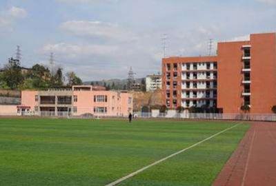 貴州貿易經濟學校學校操場