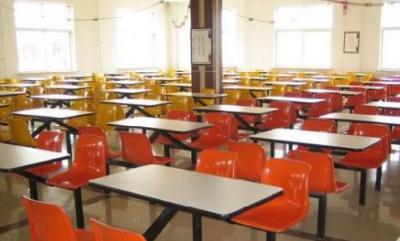 重慶醫藥經貿衛生學校餐廳