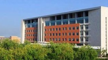 江蘇食品藥品職業(yè)技術學院中專部教學樓