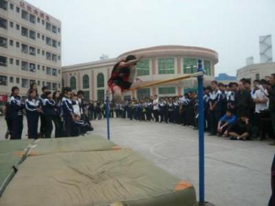 達州財貿學校校園