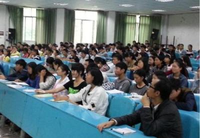 達州財貿學校教室