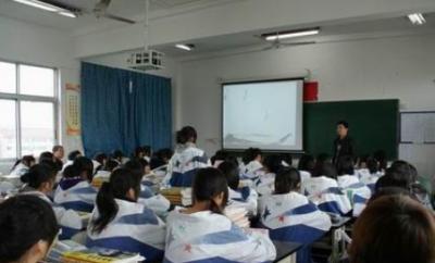 江蘇吳江中等專業學校課堂