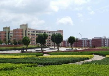 江蘇揚(yáng)中中等專業(yè)學(xué)校校園環(huán)境