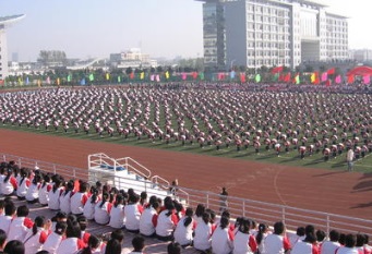 江蘇揚(yáng)中中等專業(yè)學(xué)校校園環(huán)境