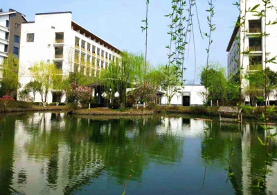 江蘇金湖中等專業學校校園環境