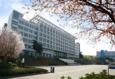 重慶廣播電視中等專業學校校園一角