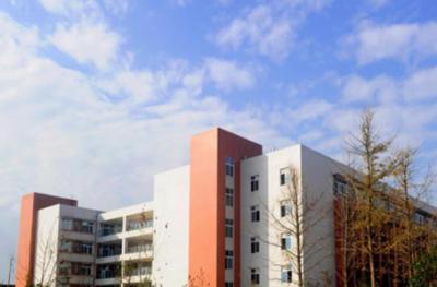 重慶潼南縣教師進修學校校園一角