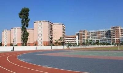 達州科技職業技術學校田徑場