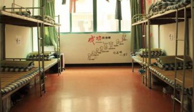 貴陽市華驛中學2020年宿舍條件