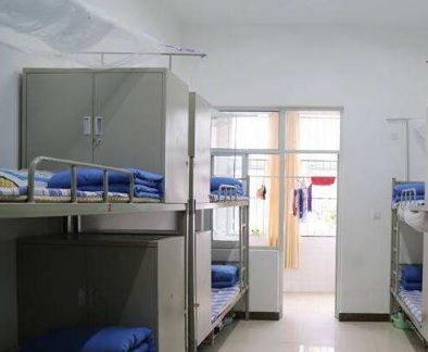 鳳岡縣第一中學(xué)2020年宿舍條件