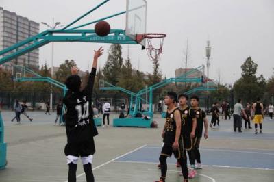 樂山市西成職業(yè)學(xué)校籃球場(chǎng)