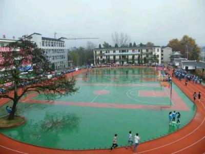 綏陽縣儒溪中學足球場