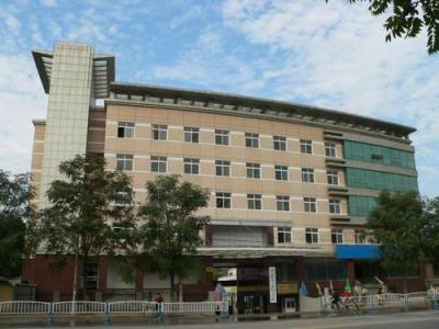 廣安市機(jī)電工業(yè)職業(yè)技術(shù)學(xué)校教學(xué)樓