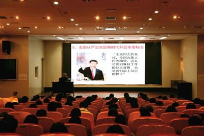 機(jī)電工業(yè)職業(yè)技術(shù)學(xué)校講堂