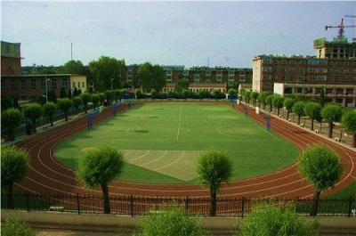 四川省渠縣職業中專學校操場