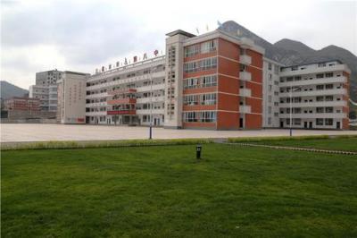 六盤水市第八中學怎么樣、好不好