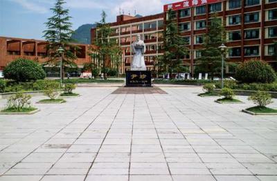 綏陽中學(xué)教學(xué)樓