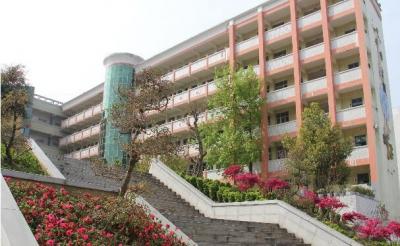 思南縣第八中學2020學費、收費多少