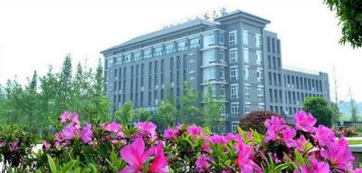 重慶商務(wù)學(xué)校教學(xué)樓