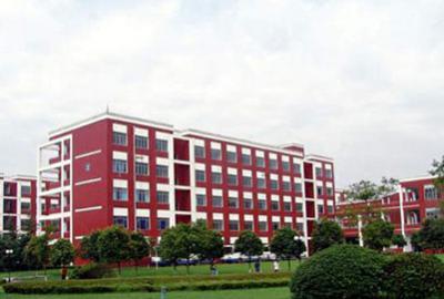 托普計算機職業學校行政樓