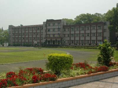 重慶航天職業技術學院五年制大專2020年學費、收費多少