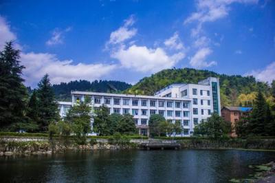 重慶城市職業(yè)學(xué)院五年制大專學(xué)校怎么樣