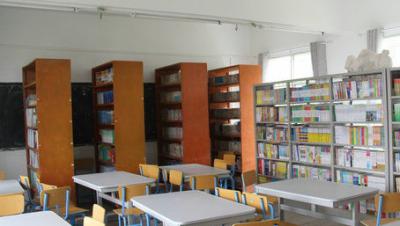 重慶輕工職業學院五年制大專閱覽室