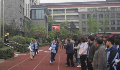 成都第四十六中民族高級中學怎么樣、好嘛