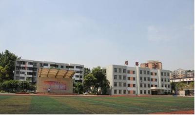 成都市鐵路中學校校園環(huán)境