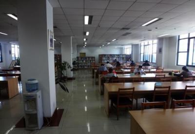 成都鐵路職工子弟中學自習室