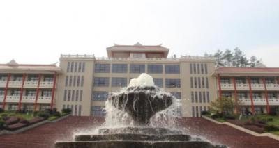 重慶經貿職業學院教學樓