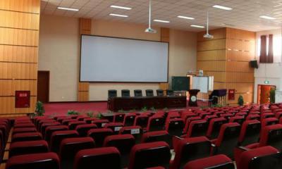 師范大學(xué)附屬實(shí)驗(yàn)學(xué)校講堂