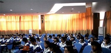 成都市龍泉一中講座