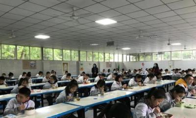 青羊實驗中學食堂