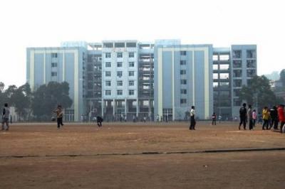 第十八中學行政樓