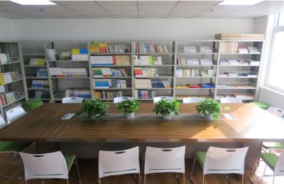 昆明市交通技工學(xué)校閱覽室