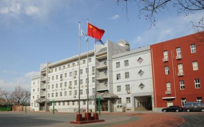 攀枝花市煤業(yè)集團(tuán)有限責(zé)任公司第十三中學(xué)