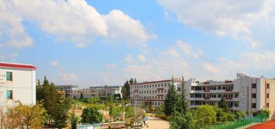 丘北民族中學(xué)