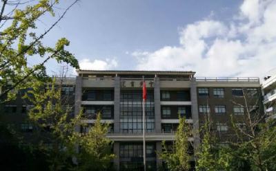 昆明官渡第一中學(xué)2020年招生簡(jiǎn)章