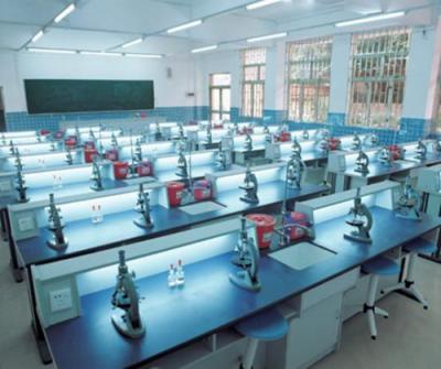 云南師范大學(xué)實驗中學(xué)實驗室