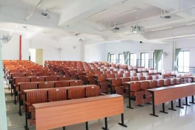 貴州輕工職業技術學院階梯教室