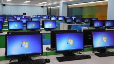 杭州市艮山中學機房