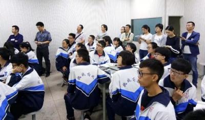 武勝中學(xué)教室