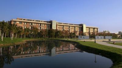 江蘇食品藥品職業技術學院教學樓