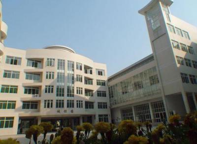 南京玄武高級中學教學樓