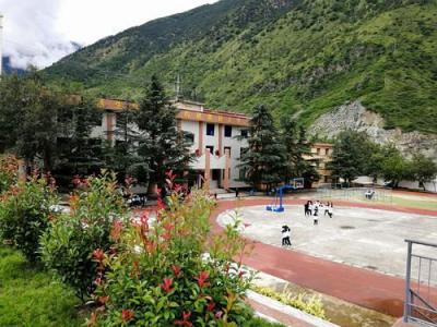 四川省工業(yè)設(shè)備安裝技工學(xué)校