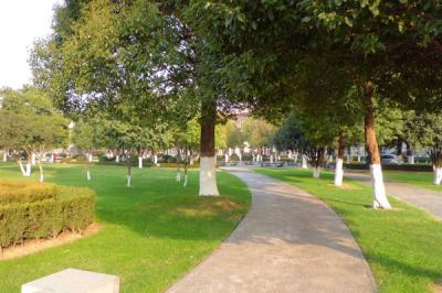 學(xué)校環(huán)境