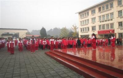 西安市勞動(dòng)技術(shù)學(xué)校學(xué)費(fèi)